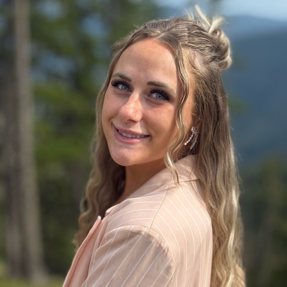 Meet your Posher, Camille